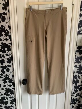 Patagonia Pants Khaki cabincore gorpcore outdoor spring
